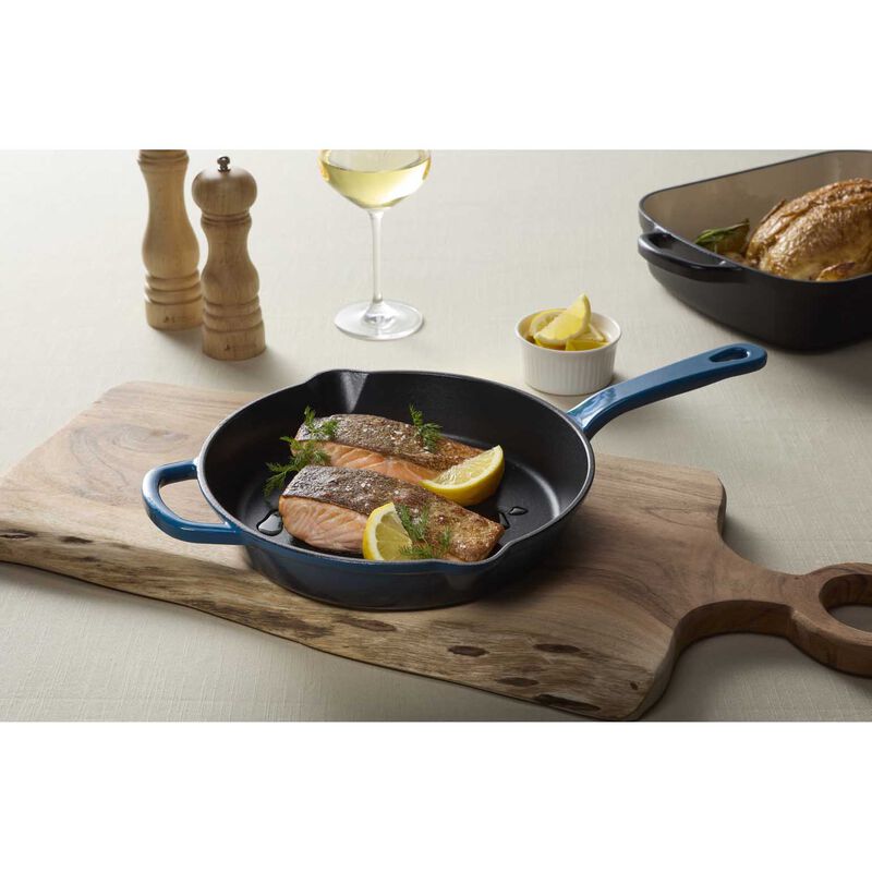 Maxwell & Williams Cast Iron Frypan Midnight Blue 26cm Gift Boxed image number 3